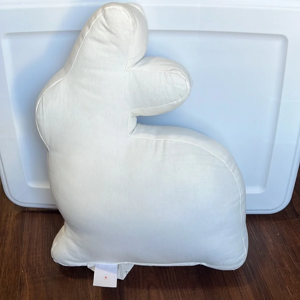 Easter Pillow Embroidered - Picture 6 of 8